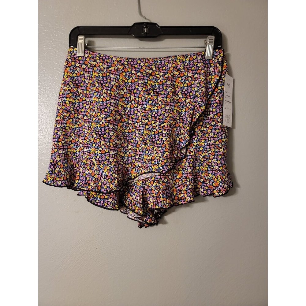 Patrons of Peace Junior Size M MULTICOLOR Floral Pull On Ruffled Shorts